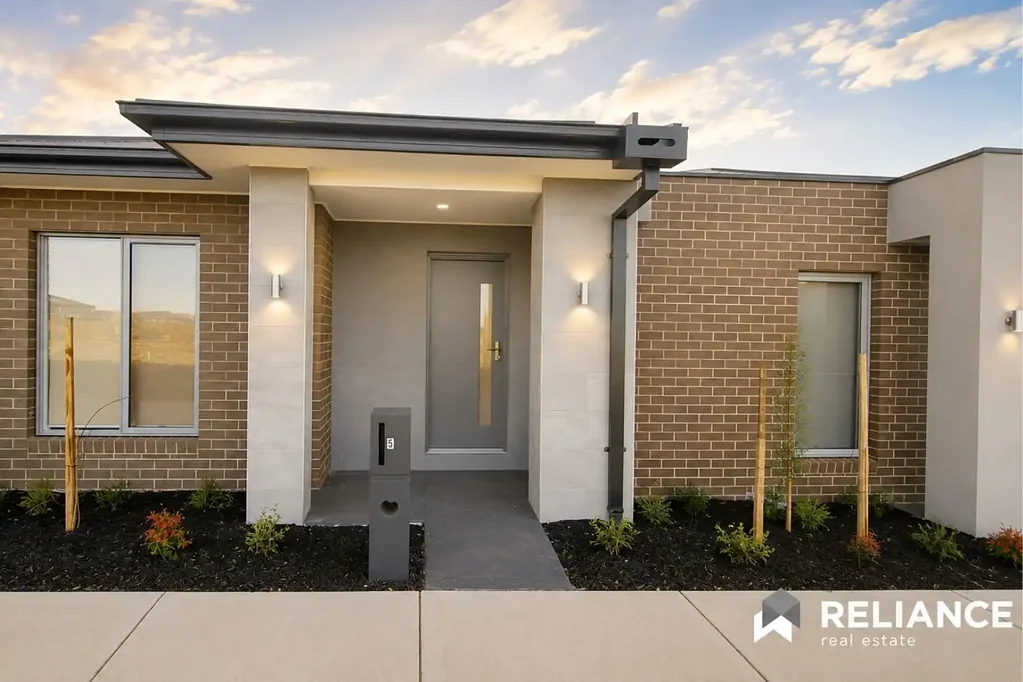 Modern Family Living in a Convenient Wyndham Vale Location