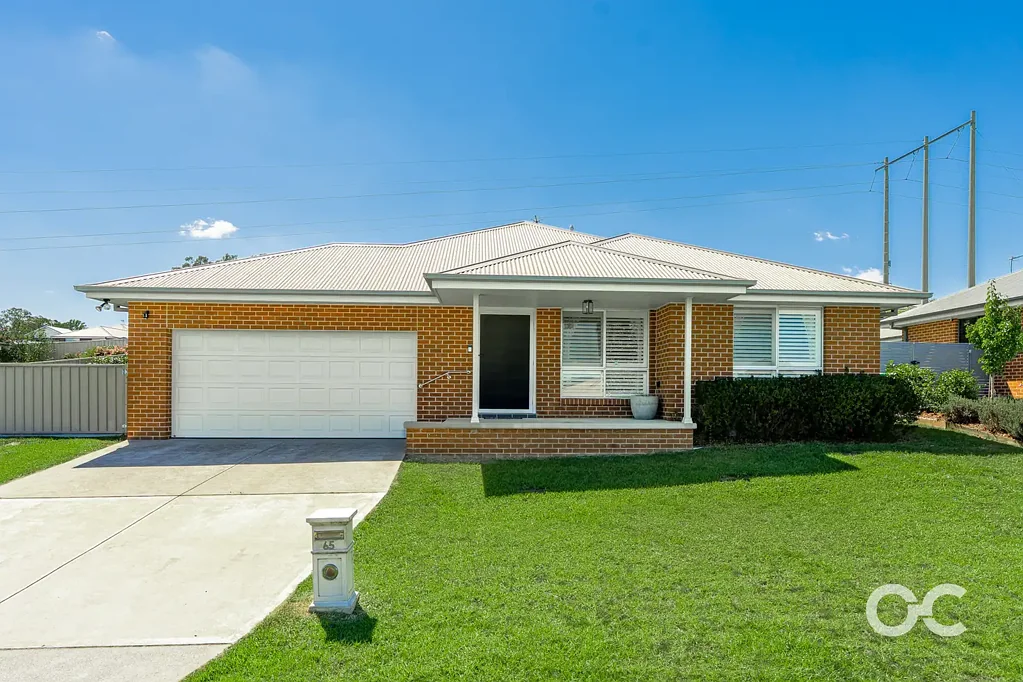 65 Botanic Way, Orange, NSW 2800