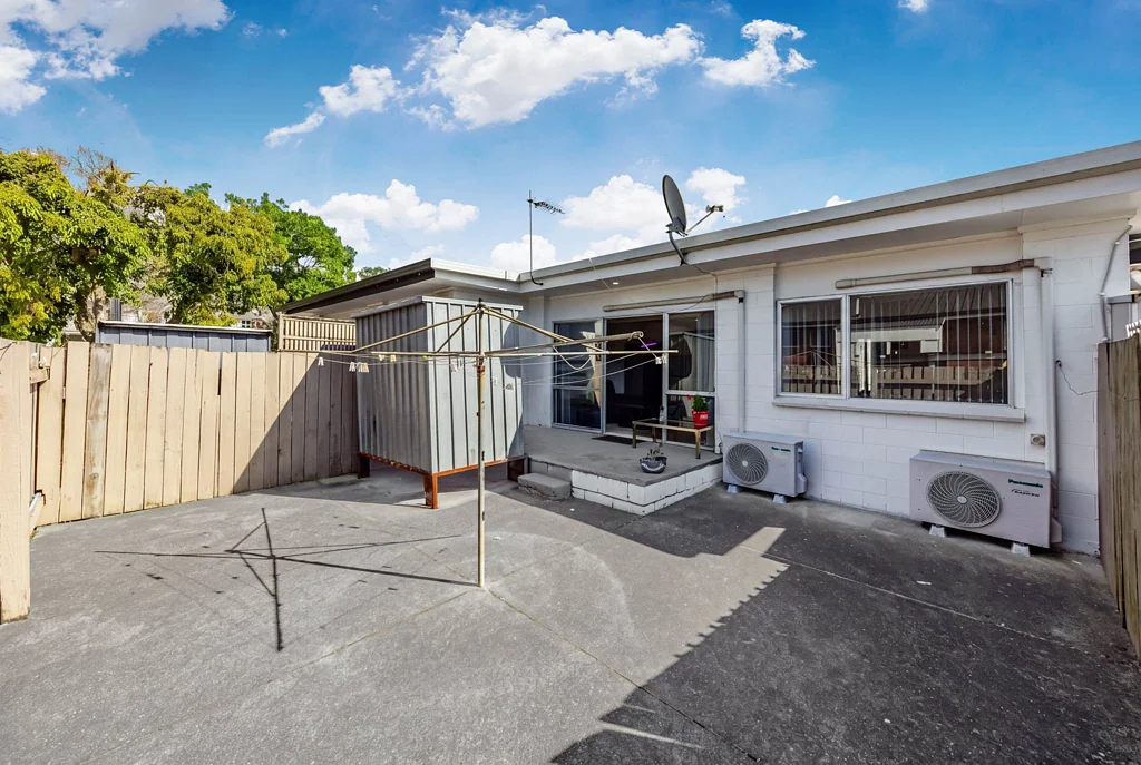 Mount Wellington 2 Bedroom Opportunity for First-Home Buyers &Savvy Investors