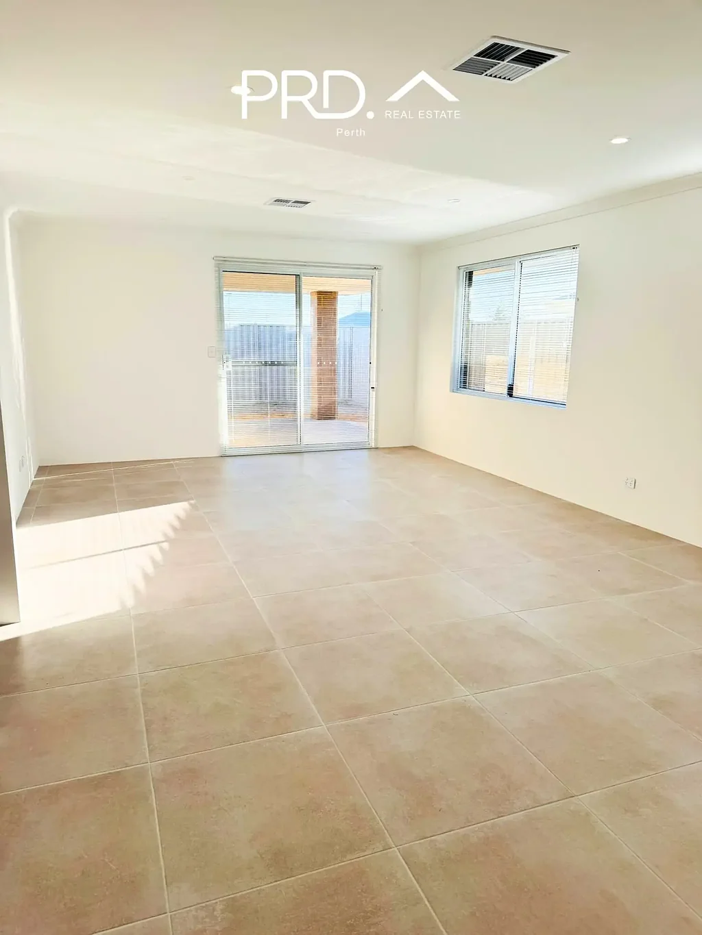 Alkimos 4غرفة نوم Modern Coastal Living with Style and Comfort