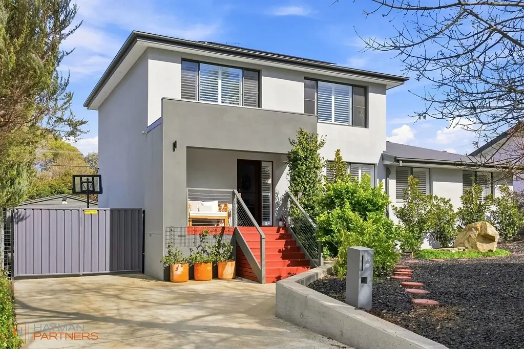 Holt 4房  Move In and Enjoy: Renovated Family Living Designed for Modern Life