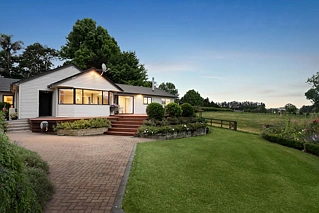 554 Kingseat Road, Kingseat, Franklin