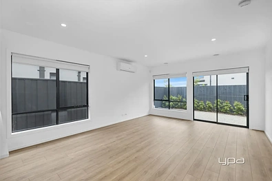 2 Broadleaf Boulevard, Aintree, VIC 3336, 3 Bedrooms, 2 Bathrooms, House