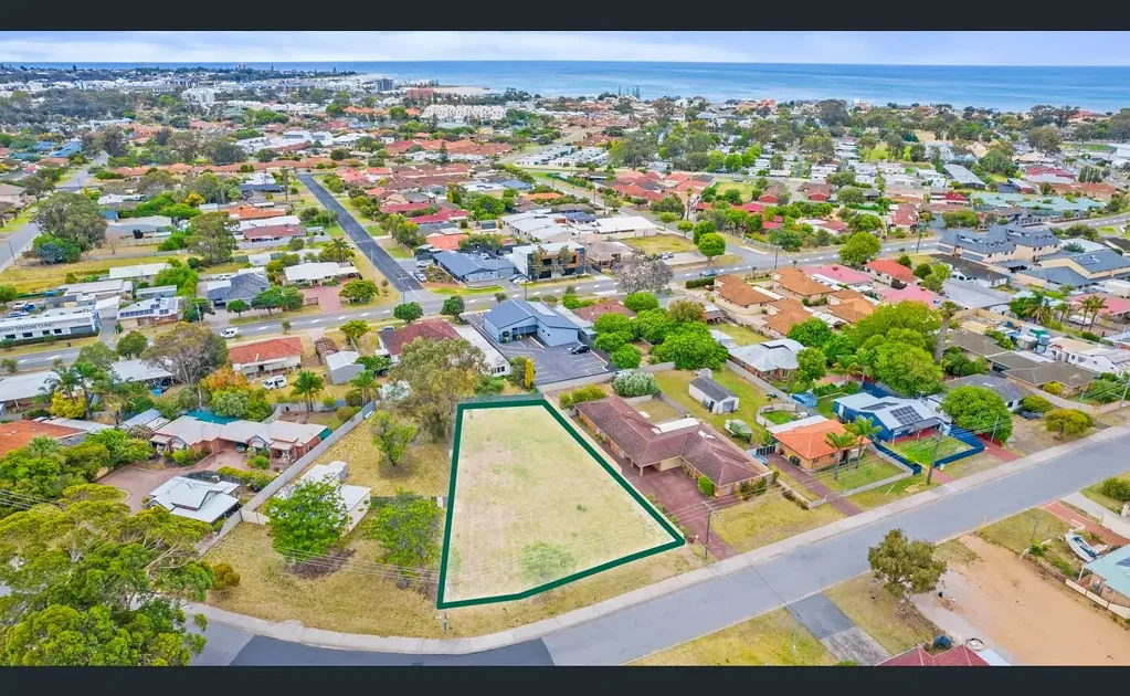 Mandurah DA Approved for 6 townhouses R60 Zoning
