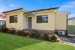 263 Taren Point Road, Caringbah