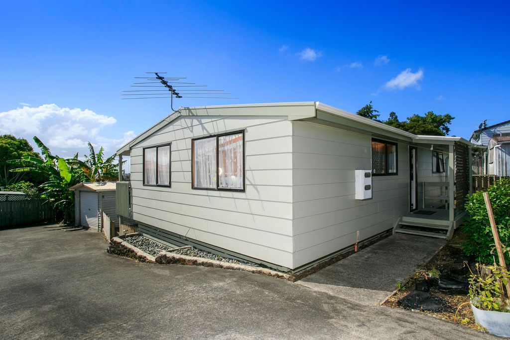 2/7 Glendhu Road, Bayview, Auckland - North Shore, 2 침실, 1 욕실