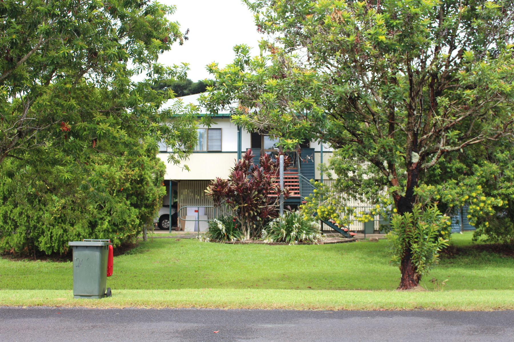 24-26 CHARLES ST, INNISFAIL QLD 4860, 0房, 0浴, House