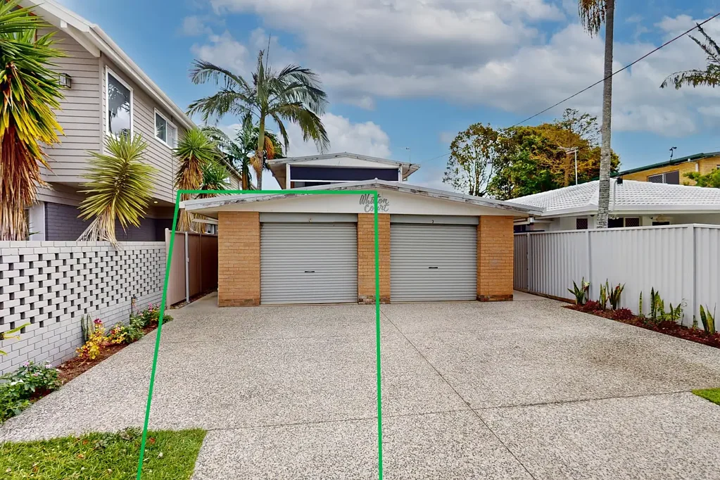 Relaxed Coastal 2 Bedroom Duplex with Everything at Your Doorstep