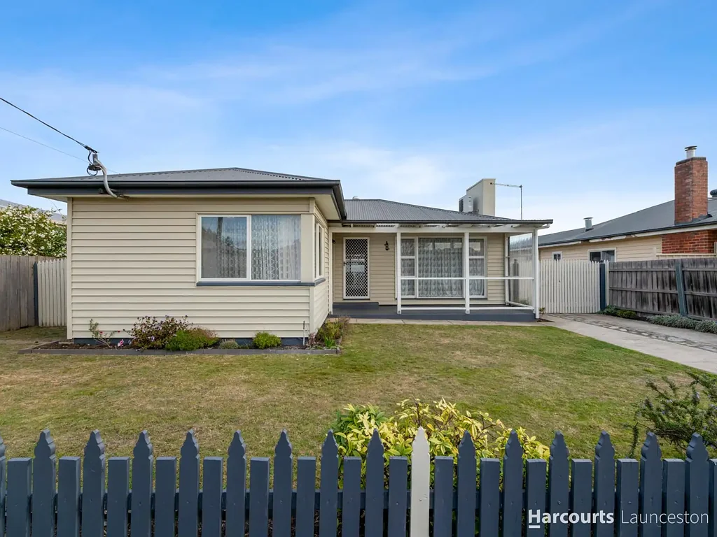 Well presented family home!