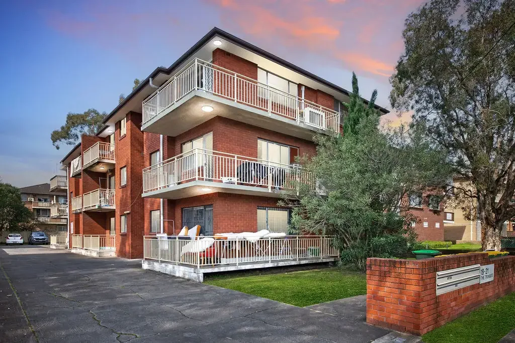 2/19 The Trongate, Granville, NSW 2142