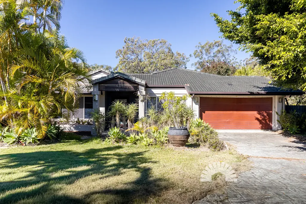 Burpengary 5બેડરૂમ 3,093m² Acreage Lifestyle Opportunity - Bring Your Vision!