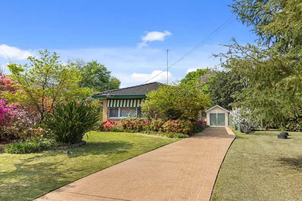 Emu Plains 3Zimmer Premier Address with Endless Opportunity