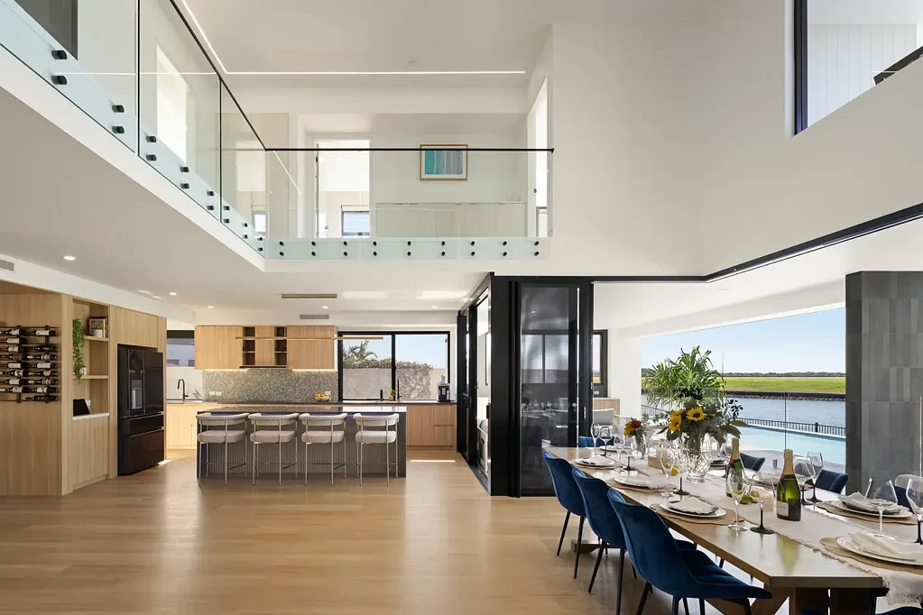 Jacobs Well 6房  Tri-Level Masterpiece – Modern Luxury and an Unrivalled Waterfront Lifestyle