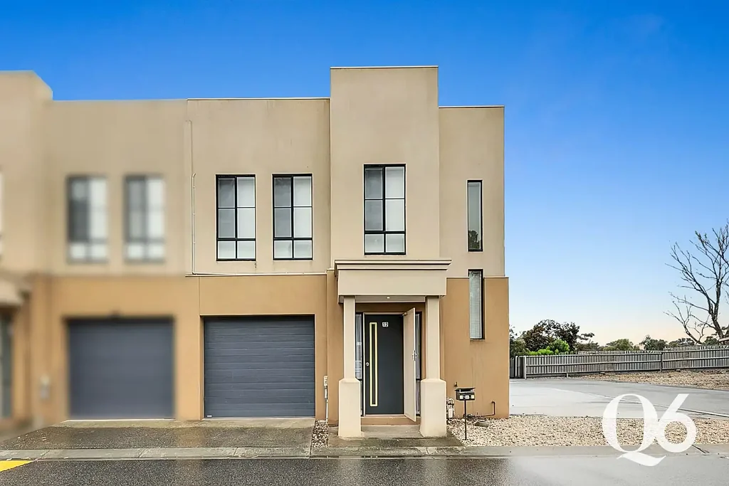12/62 Andrew Street, Melton South, VIC 3338