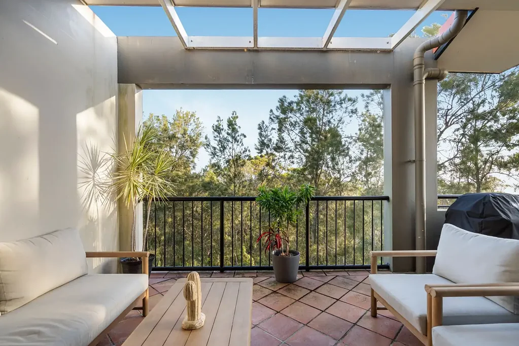 Miami 3ਬੈੱਡਰੂਮ Elevated Coastal Living with Skyline & Bushland Views