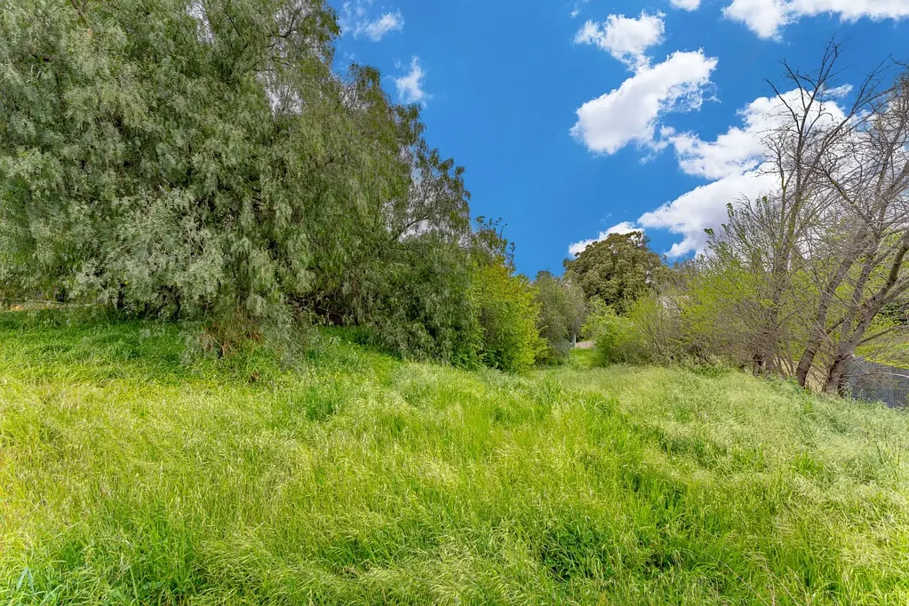 6 Marble Street, Golden Square, VIC 3555