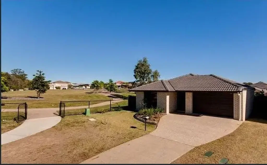 FOR RENT – Modern Family Home in the Heart of Mango Hill