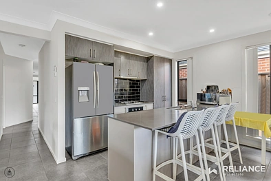 रसोईघर - 21 MORGAN ST, MADDINGLEY VIC 3340
