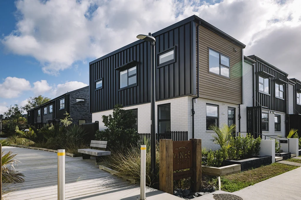 Swanson 2房  Corner House - Brand New with Interest-Free Relief