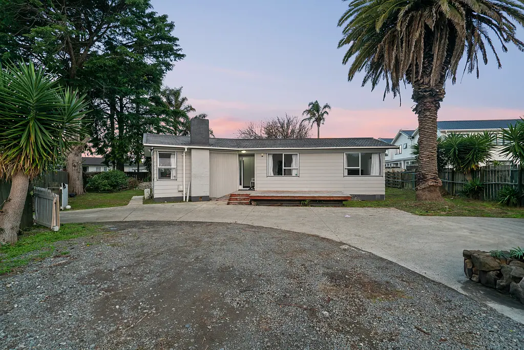 Manurewa 3ਬੈੱਡਰੂਮ Motivated to Move - All Offers Invited!