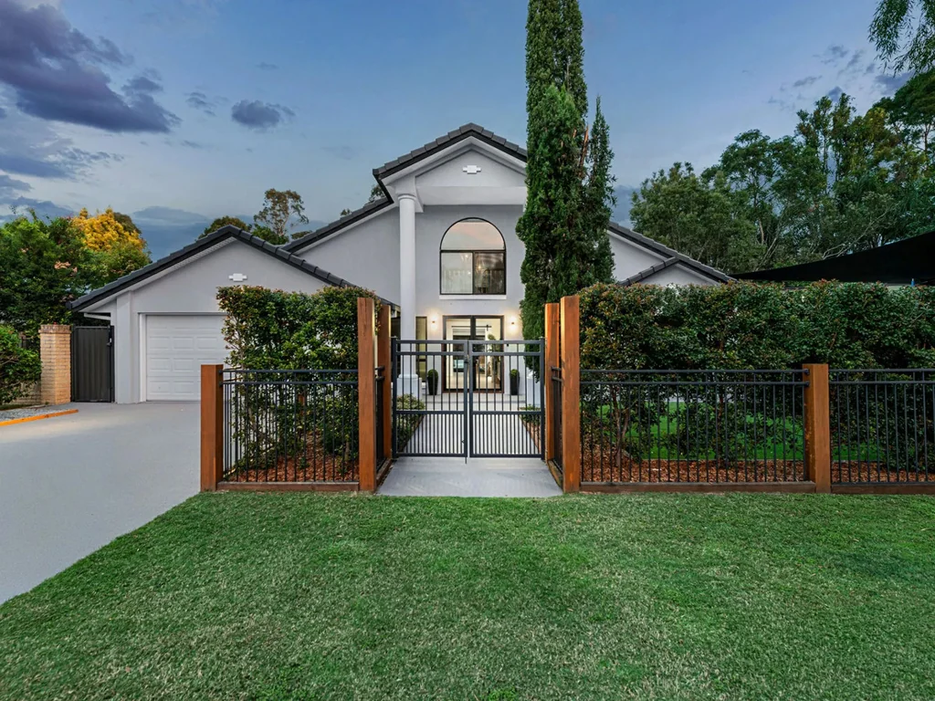 Wishart 4غرفة نوم Stunning Home in Wishart and Mansfield Catchment