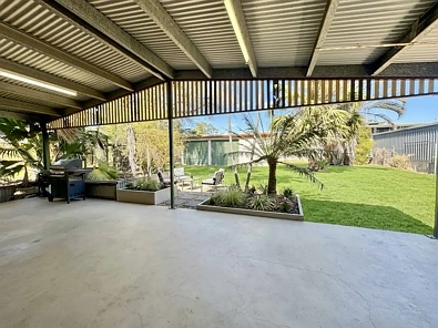 Moranbah 3ਬੈੱਡਰੂਮ SPACE TO ENTERTAIN, ROOM TO MOVE & A SHED TO IMPRESS