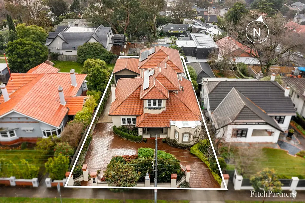 Glen Iris 4 Bedroom DILKUSH C.1920 – A Class of its Own