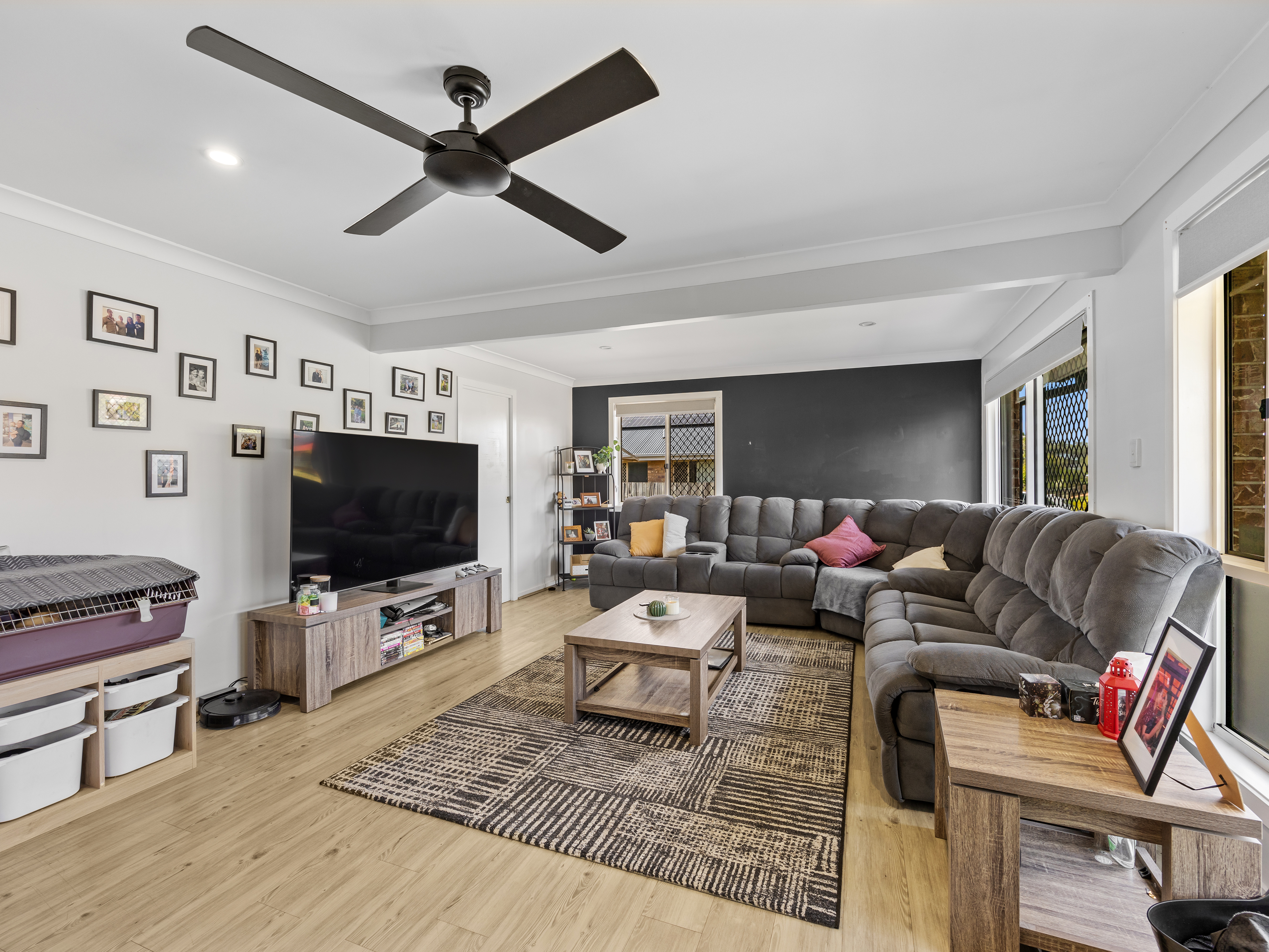 12 COLLINS ST, COLLINGWOOD PARK QLD 4301, 0 habitaciones, 0 baños, House