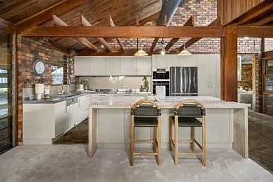 365 Moore Road, Kurwongbah, QLD 4503, 4房, 2浴, House