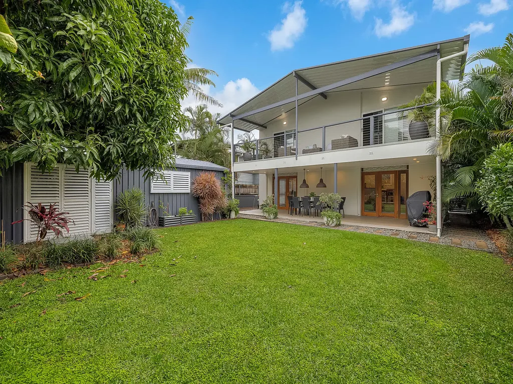 21 Palmer Avenue, Golden Beach, QLD 4551