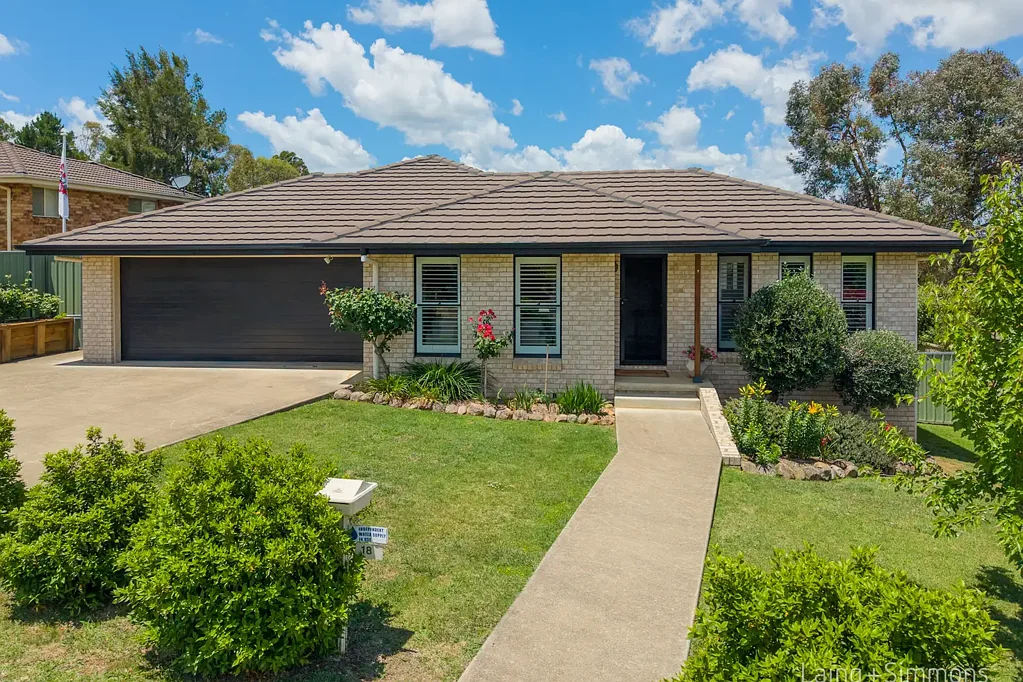 18 Amber Close, Armidale, NSW 2350