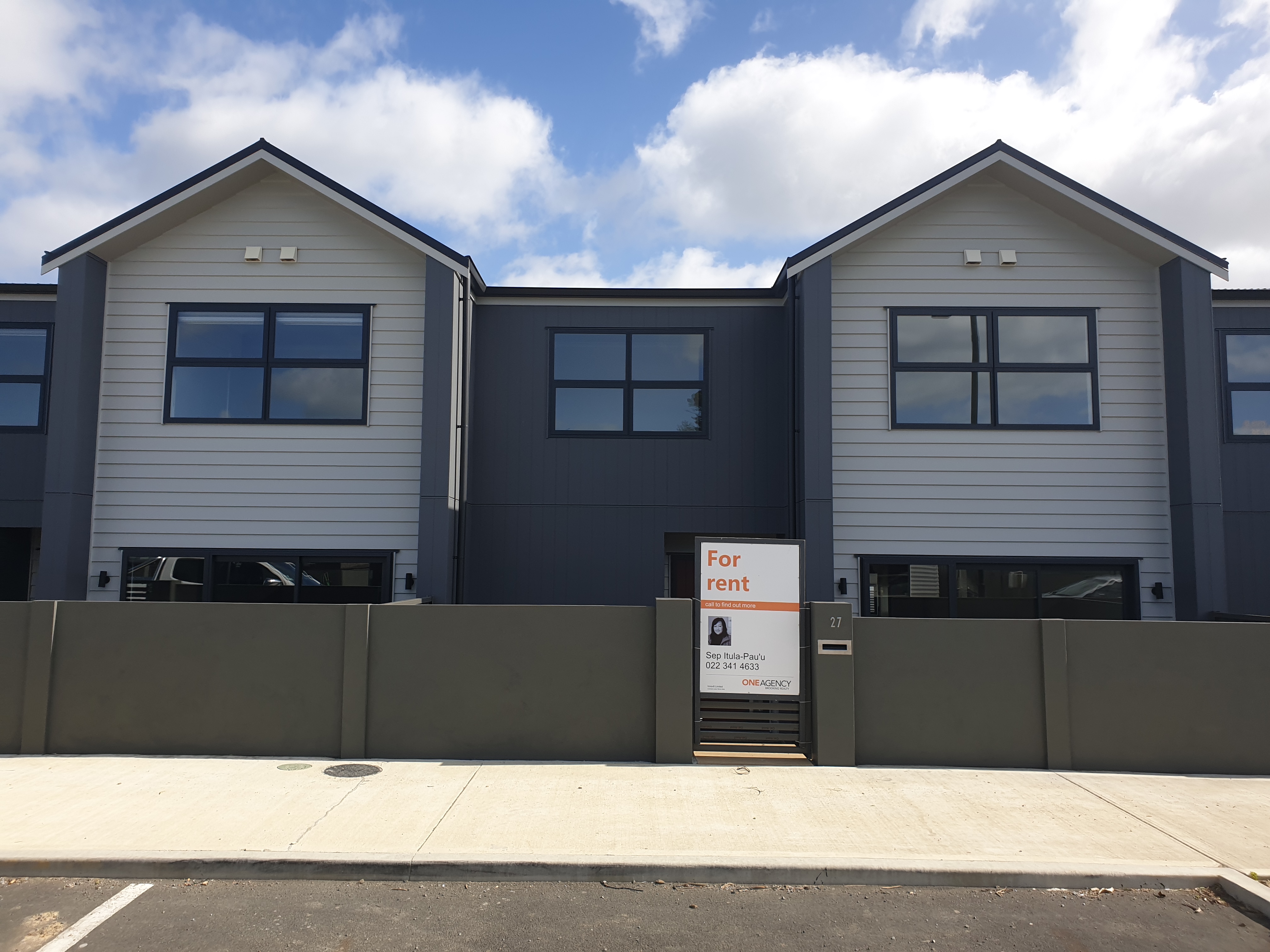 27 Karearea Avenue, Porirua, Porirua, 3 침실, 0 욕실, Townhouse