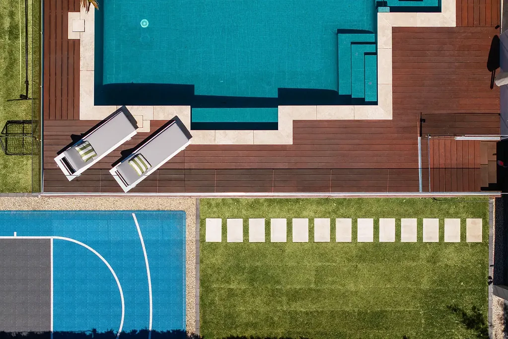 Northbridge 6 Bedroom Resort lifestyle in an exclusive Clive Park enclave