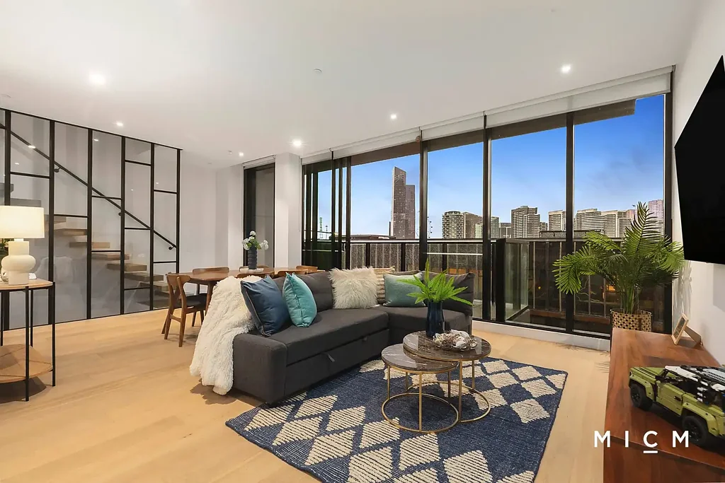 925 Collins Street, Docklands, VIC 3008