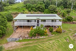 562 Woodbury Road, Woodbury