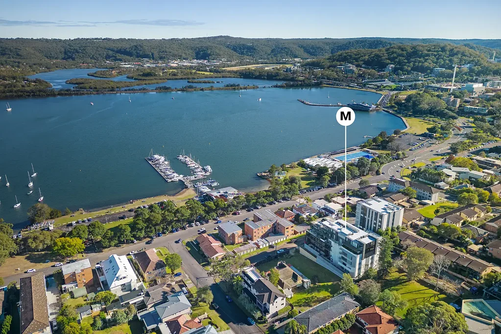 Point Frederick 2chambre Sleek convenient lifestyle