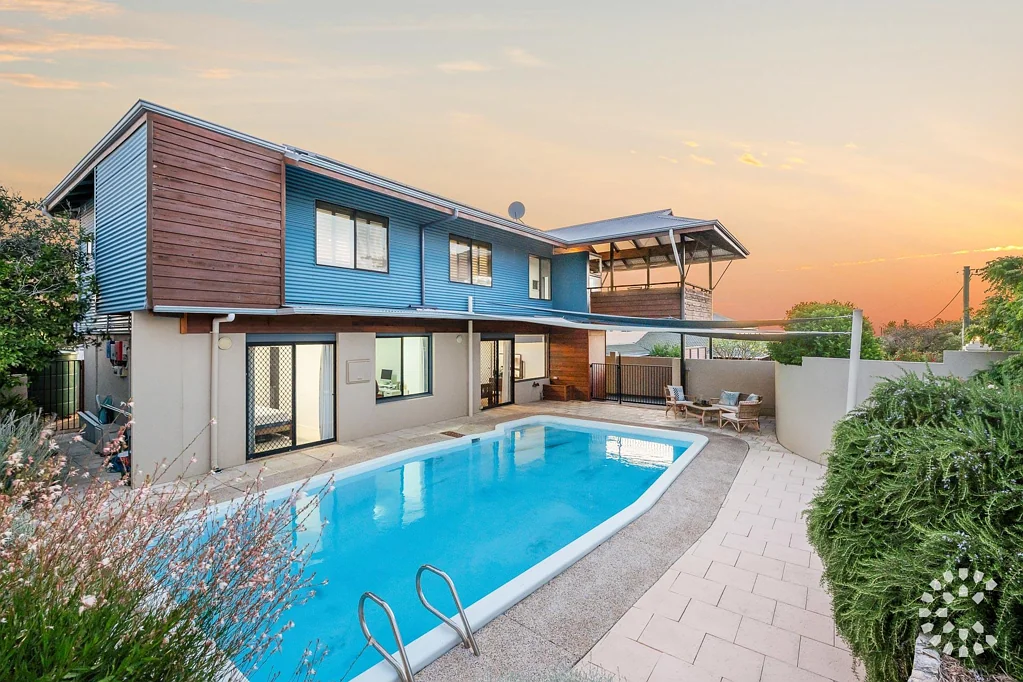 17 Long Street, Beaconsfield, WA 6162