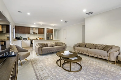 4 Pesaro Street, Clyde, VIC 3978, 4 slaapkamers, 2 badkamers, House