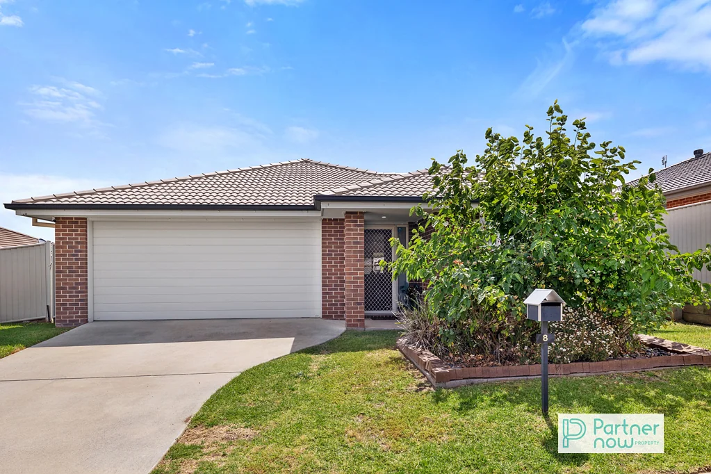 8 Reginald Drive, Kootingal, NSW 2352