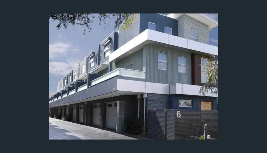 Essendon 2Moenga Designer Living with Parklands, Cafés & Transport at Your Doorstep