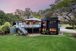 96 Winston Road, Palmwoods