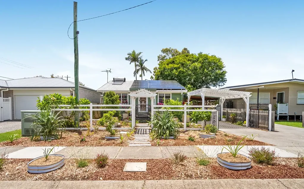 27 Wellington Street, Brassall, QLD 4305