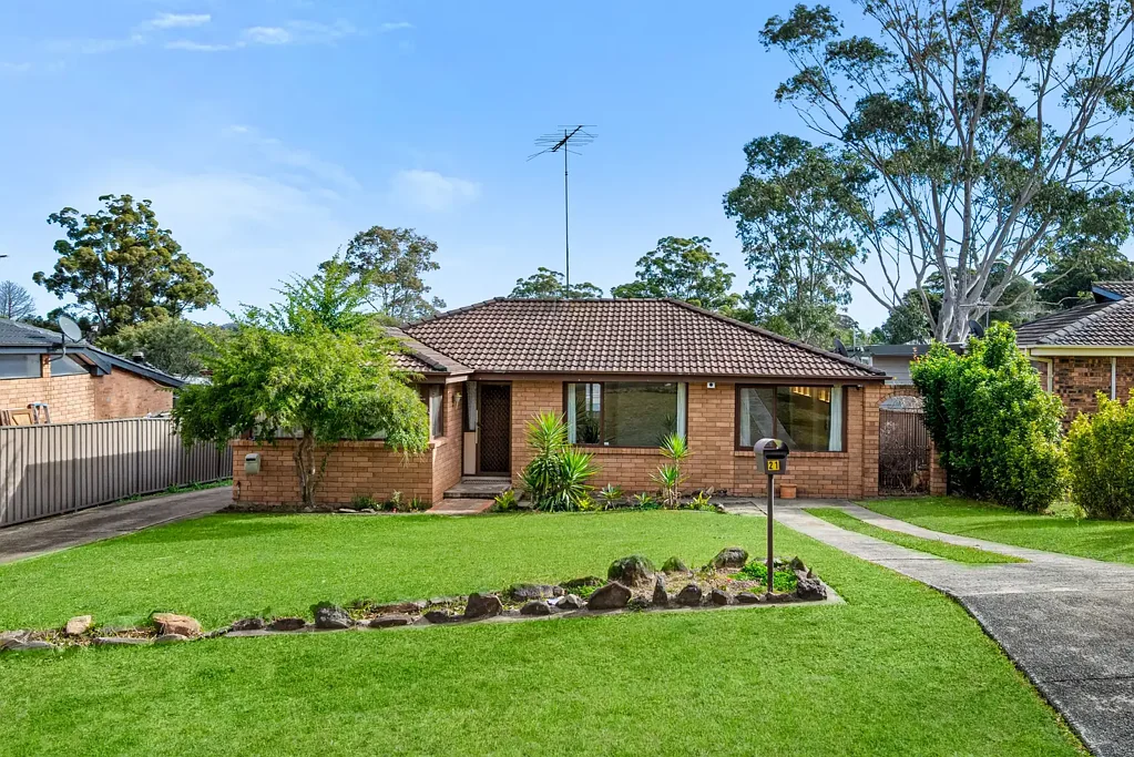 21 Aminya Crescent, Bradbury, NSW 2560