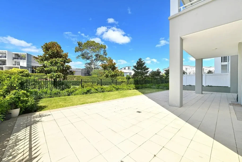 Courtyard Living