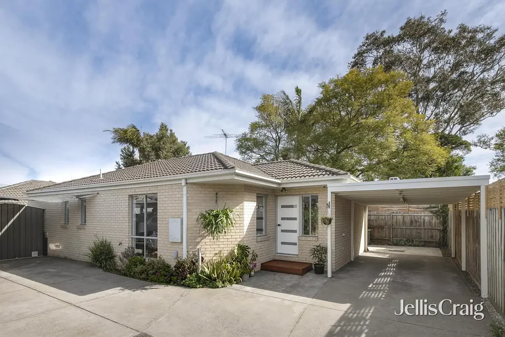 Bentleigh East 3 Slaapkamer Unexpected peace, warmth and space