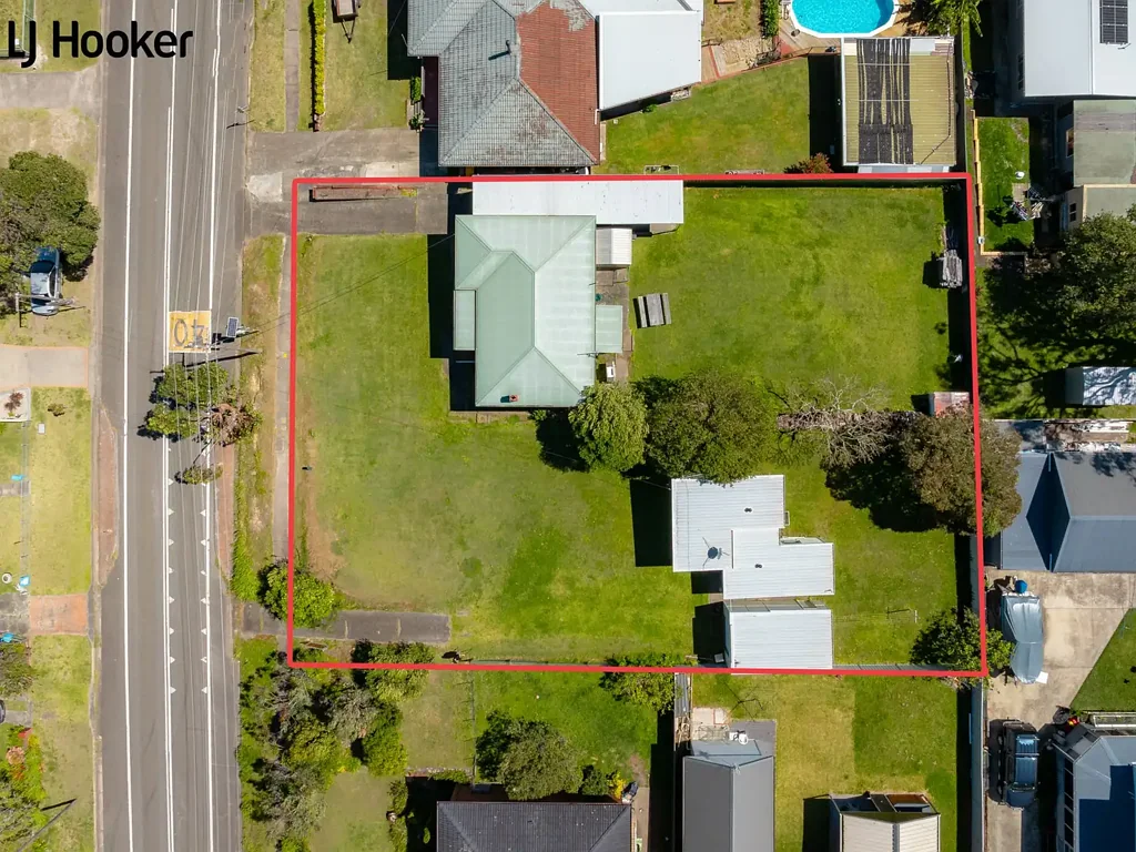 Greenwell Point 3房  Prime development site! 63 and 65 Greenwell Point Rd.