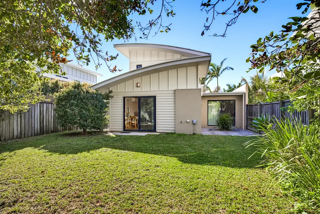 Mudjimba 3chambre ATTENTION INVESTORS & OWNER OCCUPIERS! INTERSTATE INVESTOR IS SELLING