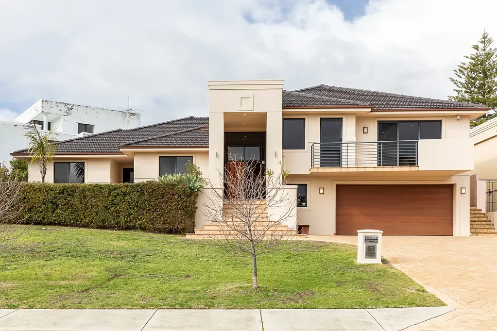 Coolbinia 4 Bedroom Sublime Views | Prime Position | Timeless Elegance
