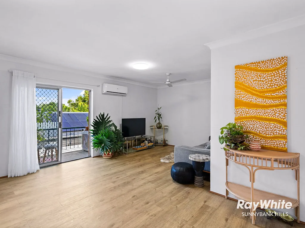 Mount Gravatt East 2Moenga Solid Brick Two-Bedroom Unit Perfect For FIRST HOME OR INVESTMENT!