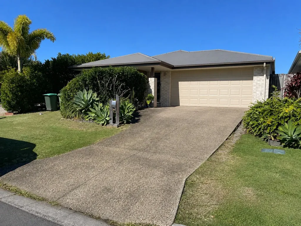 Freshly Updated Family Home in Sought-After Ormeau Location